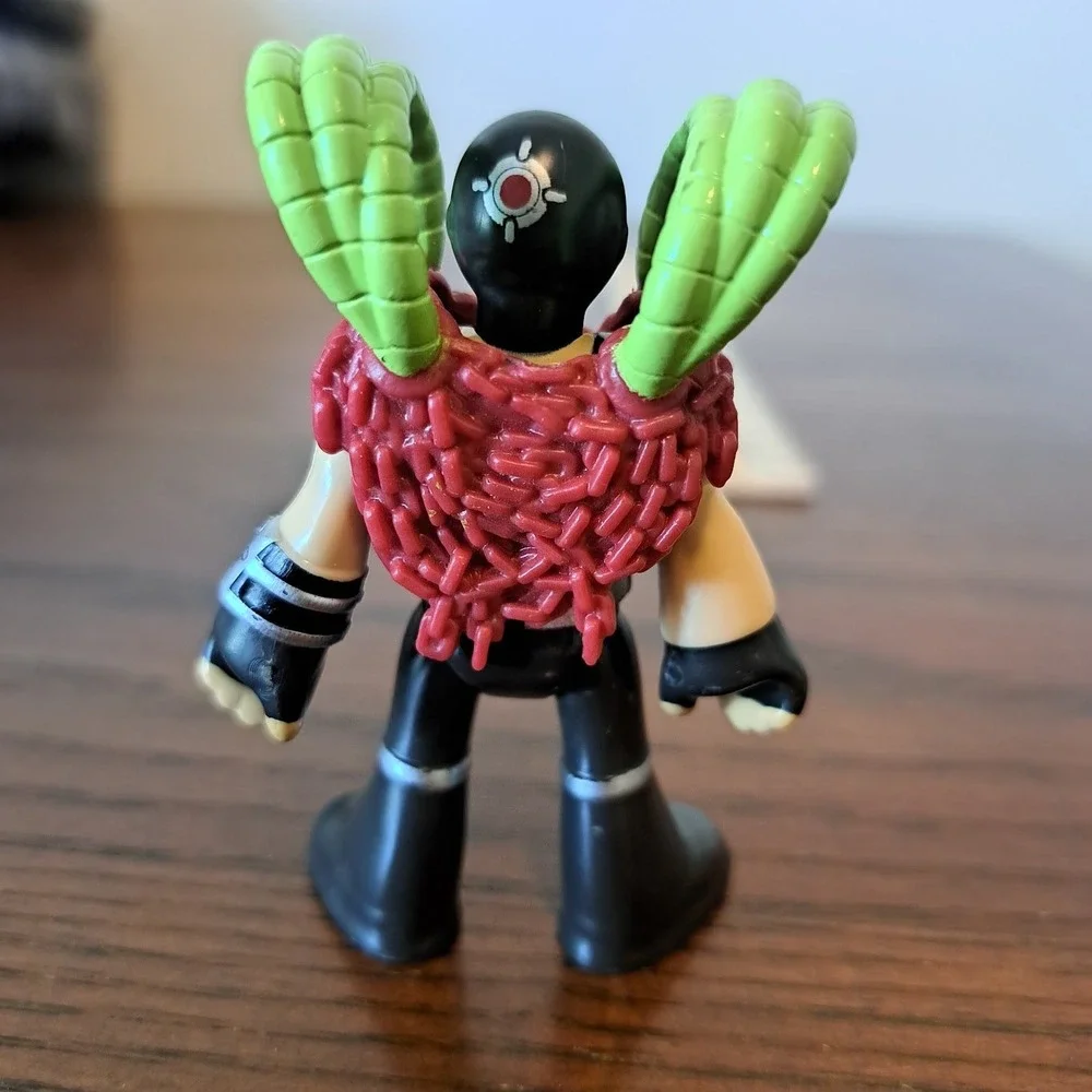 Fisher Price Imaginext DC Super Friends Bane Action Figure with Venom Tank